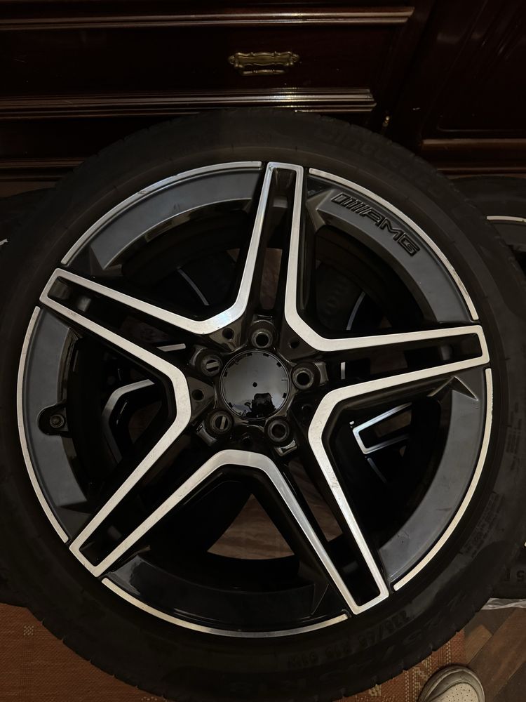 Jantes 18 Mercedes AMG originais com pneus