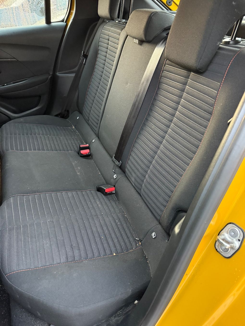 Peugeot 208 GT Line FULL LED Navi Klimatronik Kamera Tempomat