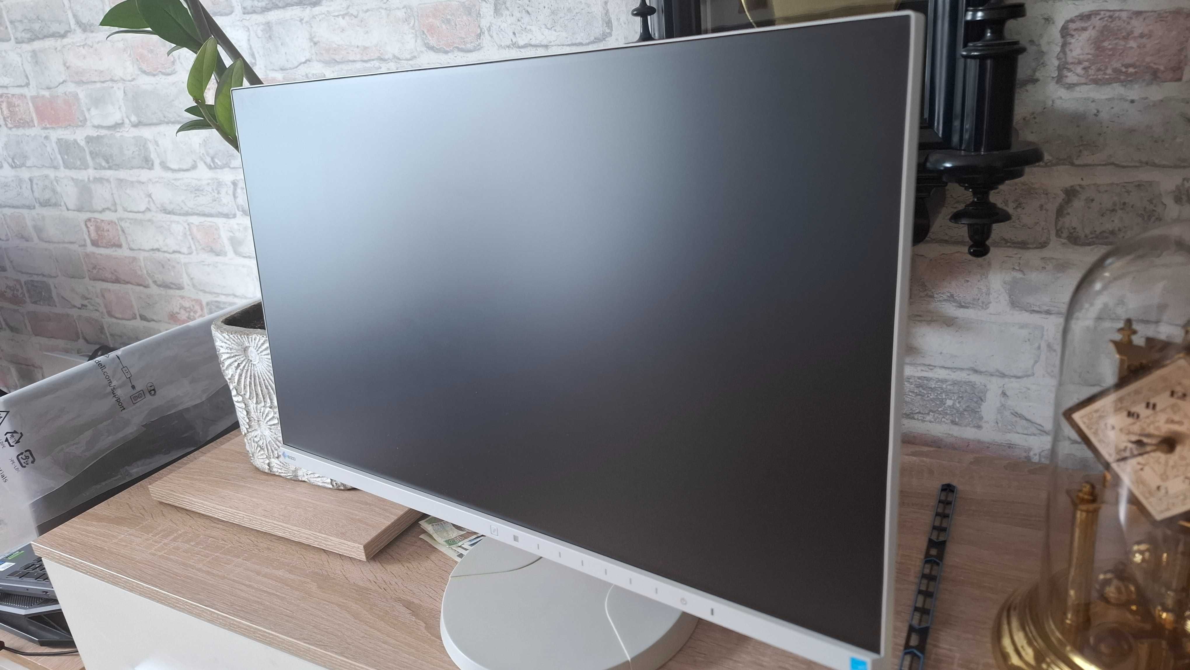 Monitor 24 Cale IPS LED 1920x1080 EIZO EV2450 BEZRAMKOWY - Idealny