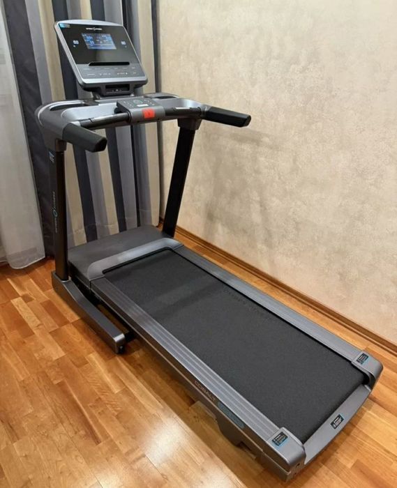 Беговaя доpожкa Оxygеn Fitness Cobalt