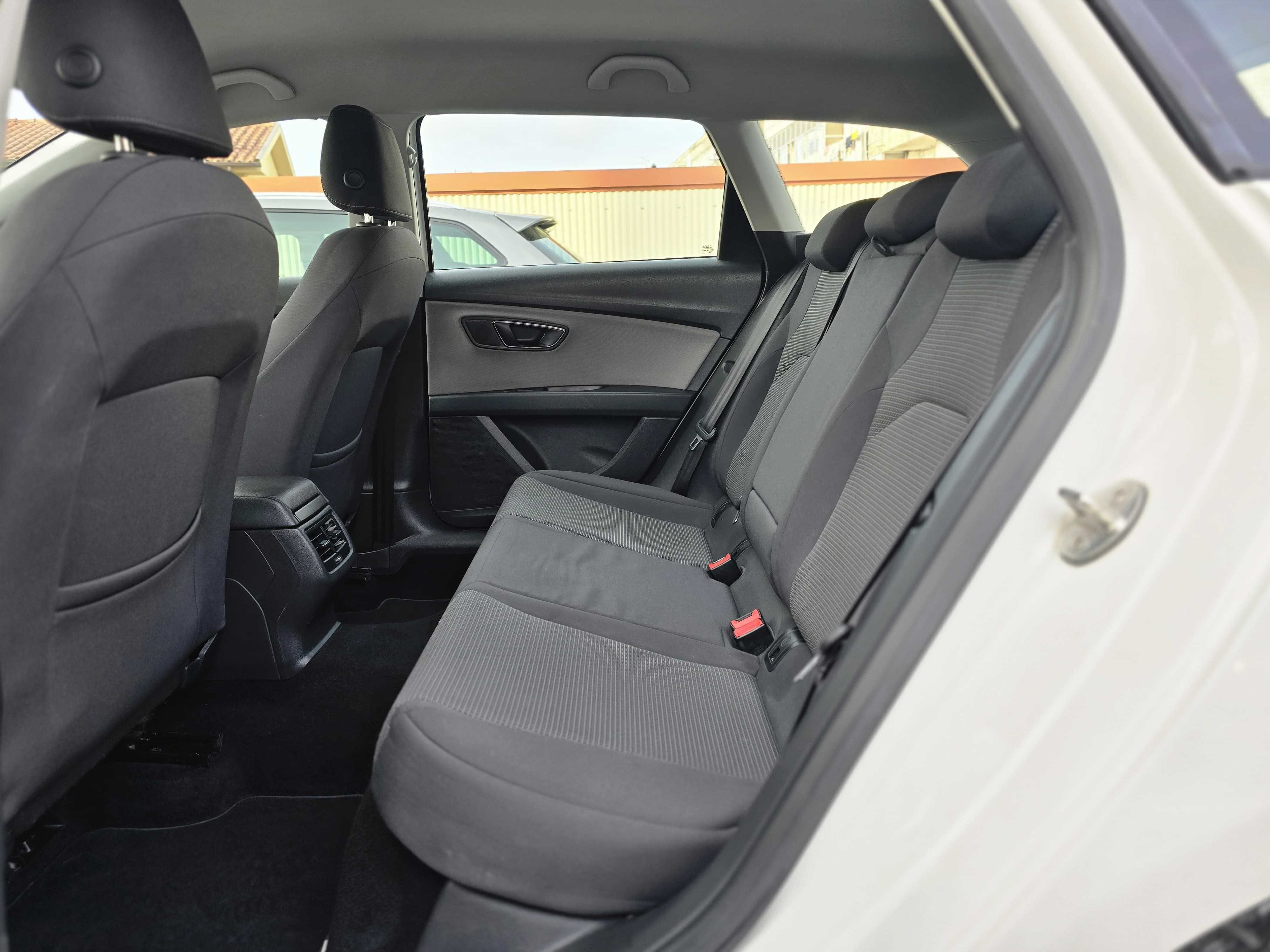 SEAT LEON ST FR 5F FACELIFT 1.6TDI 116CV "LOOK CUPRA"