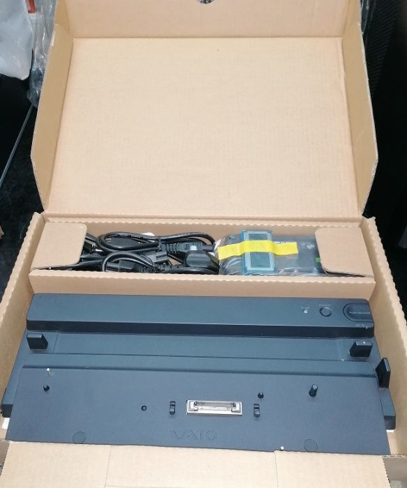 Docking Station (Varias)