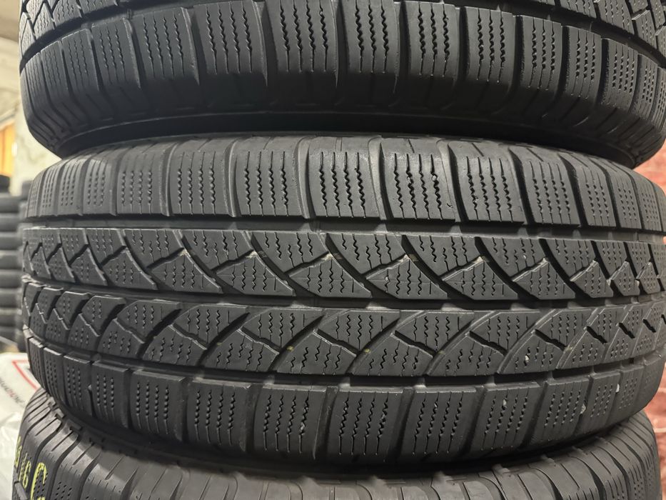 шини б.у зима 215/65 R16C Bridgestone Blizzak LM-18C склад резини