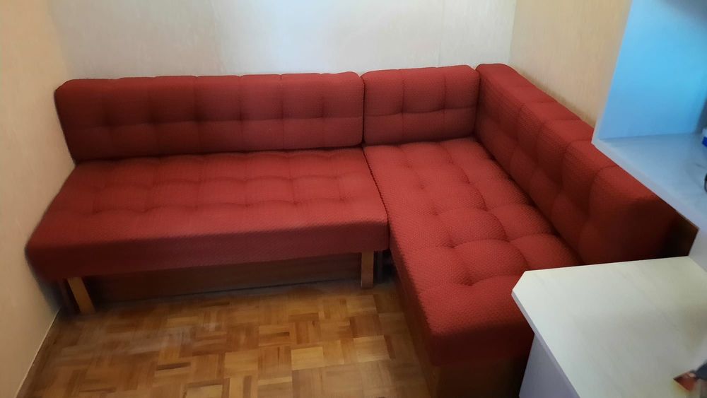 Narożnik do oddania