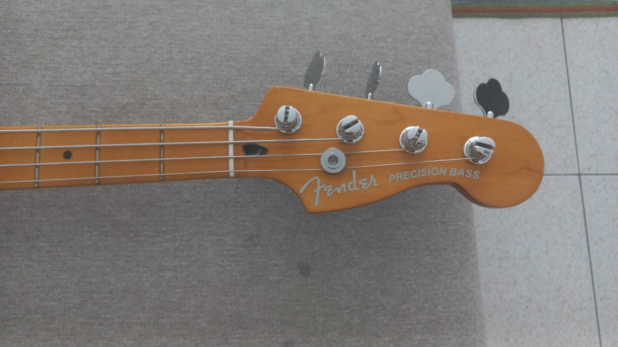 Fender player plus active precision bass