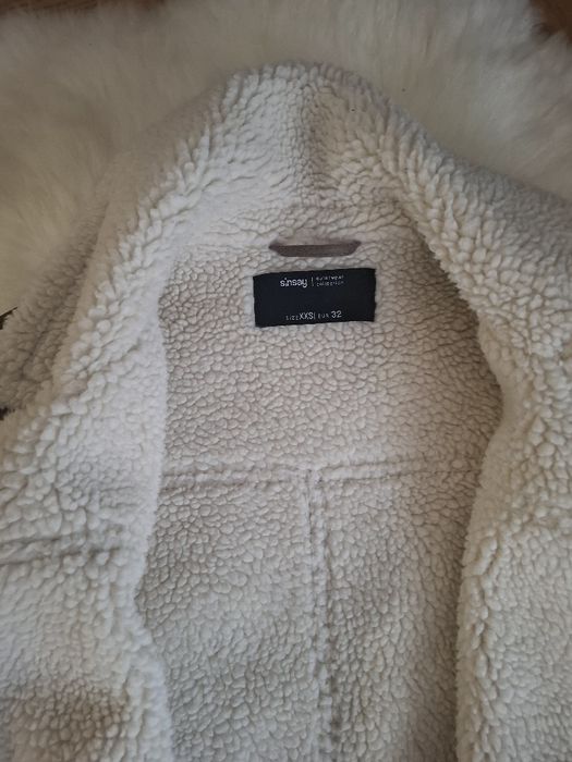 Kurtka zimowa kożuszek Sinsay