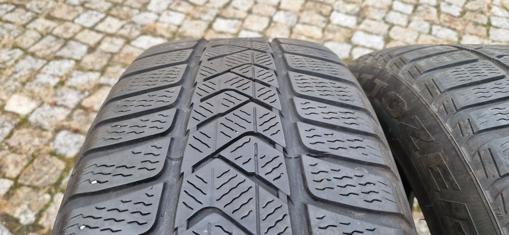2 Opony zimowe 225/55/17 Pirelli Sottozero 3 2022 rok zima