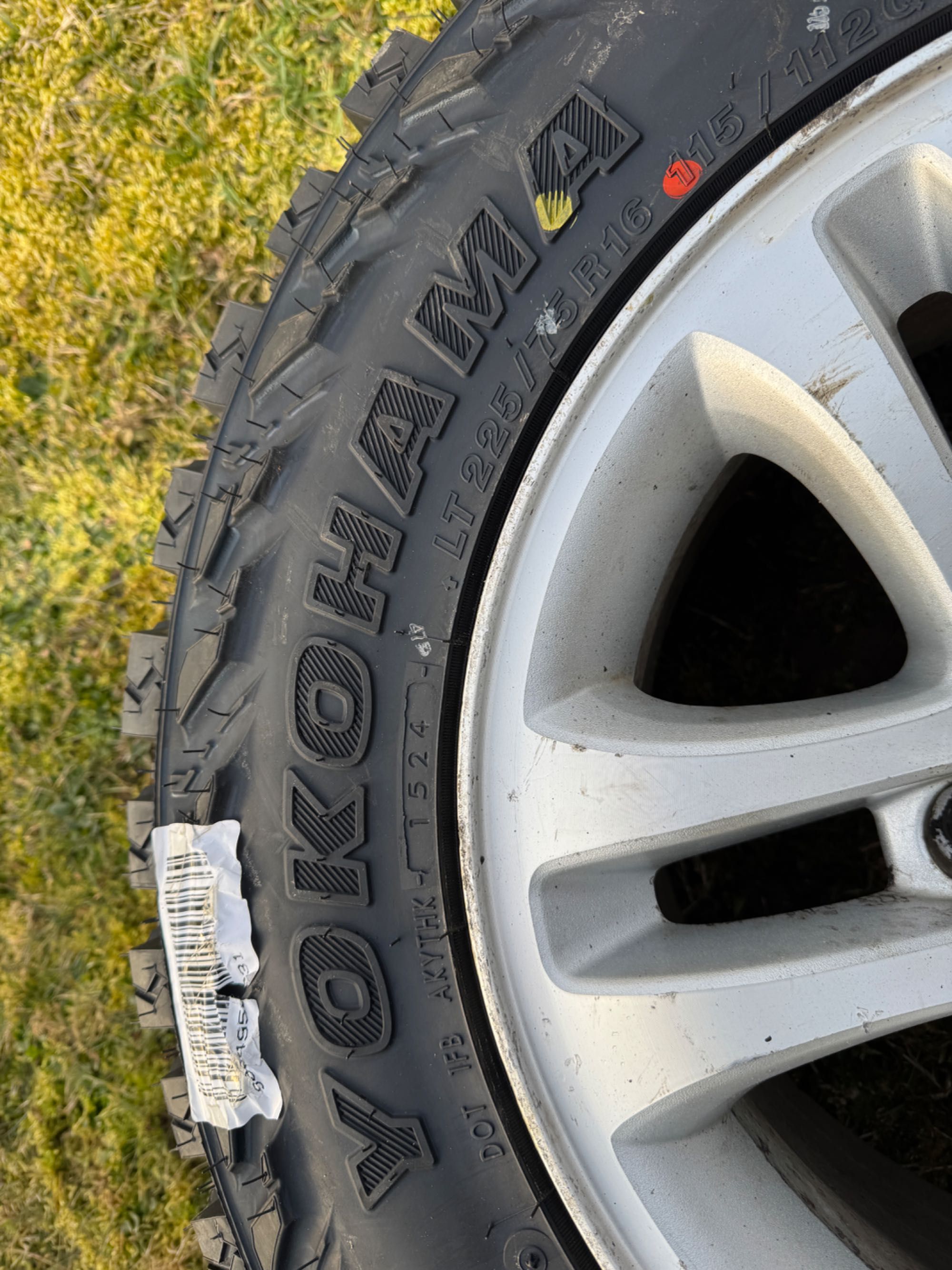 Opony Yokohama Geolandar MT G003  225/75R16