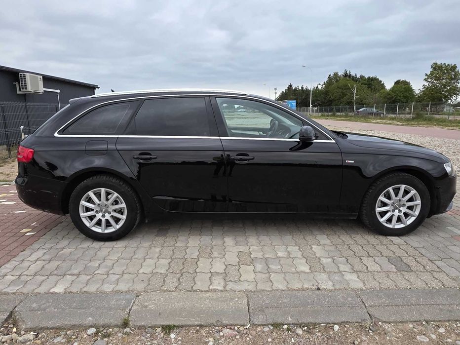 AUDI A4 B8 LIFT!! 2.0 TDI !!Zadbana