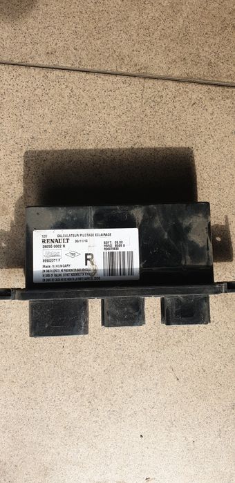 Renault Latitude części mechanizm ręcznego, próg, itd.