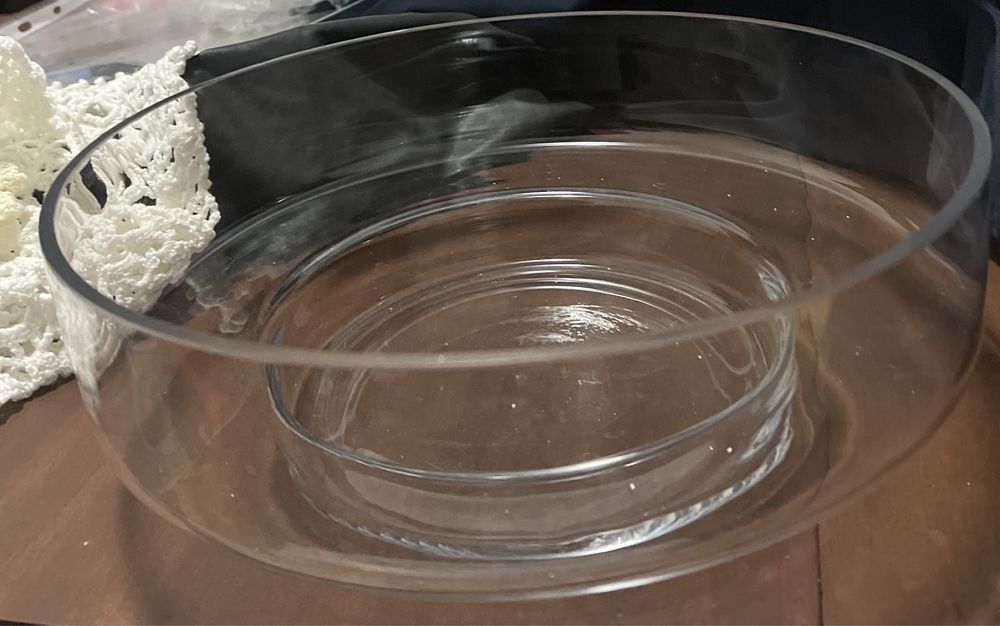 Tigela redomda de vidro