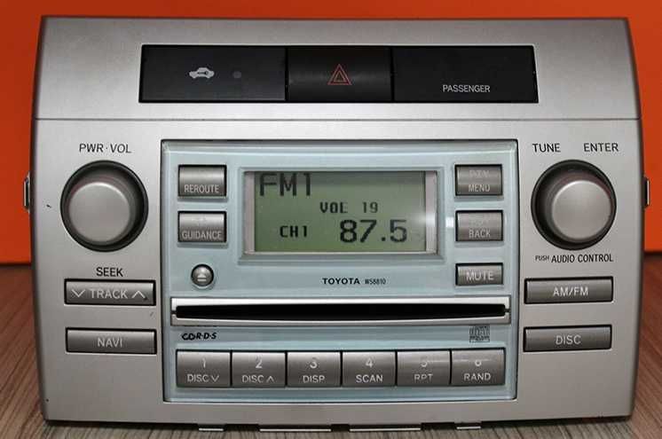 Radio Toyota Corolla Verso II W58810 - Bez Wady !!