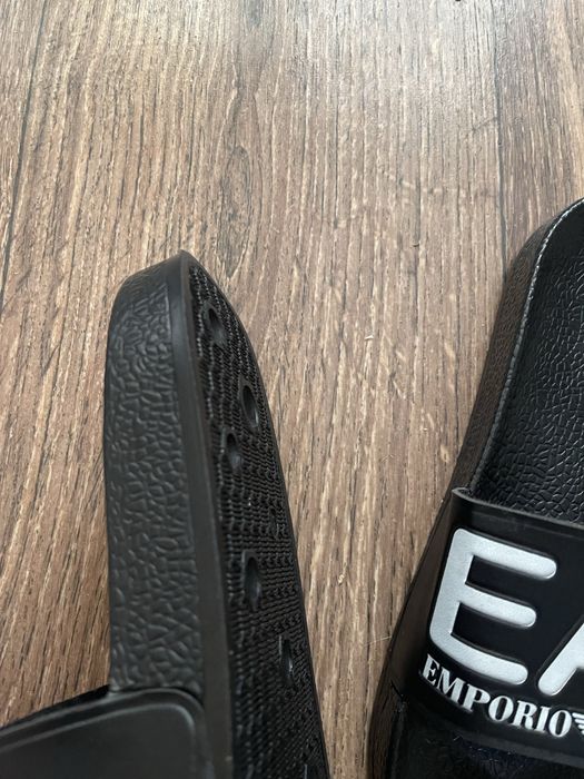 Летние шлепанцы Armani! 36 размер! Новые! Недорого