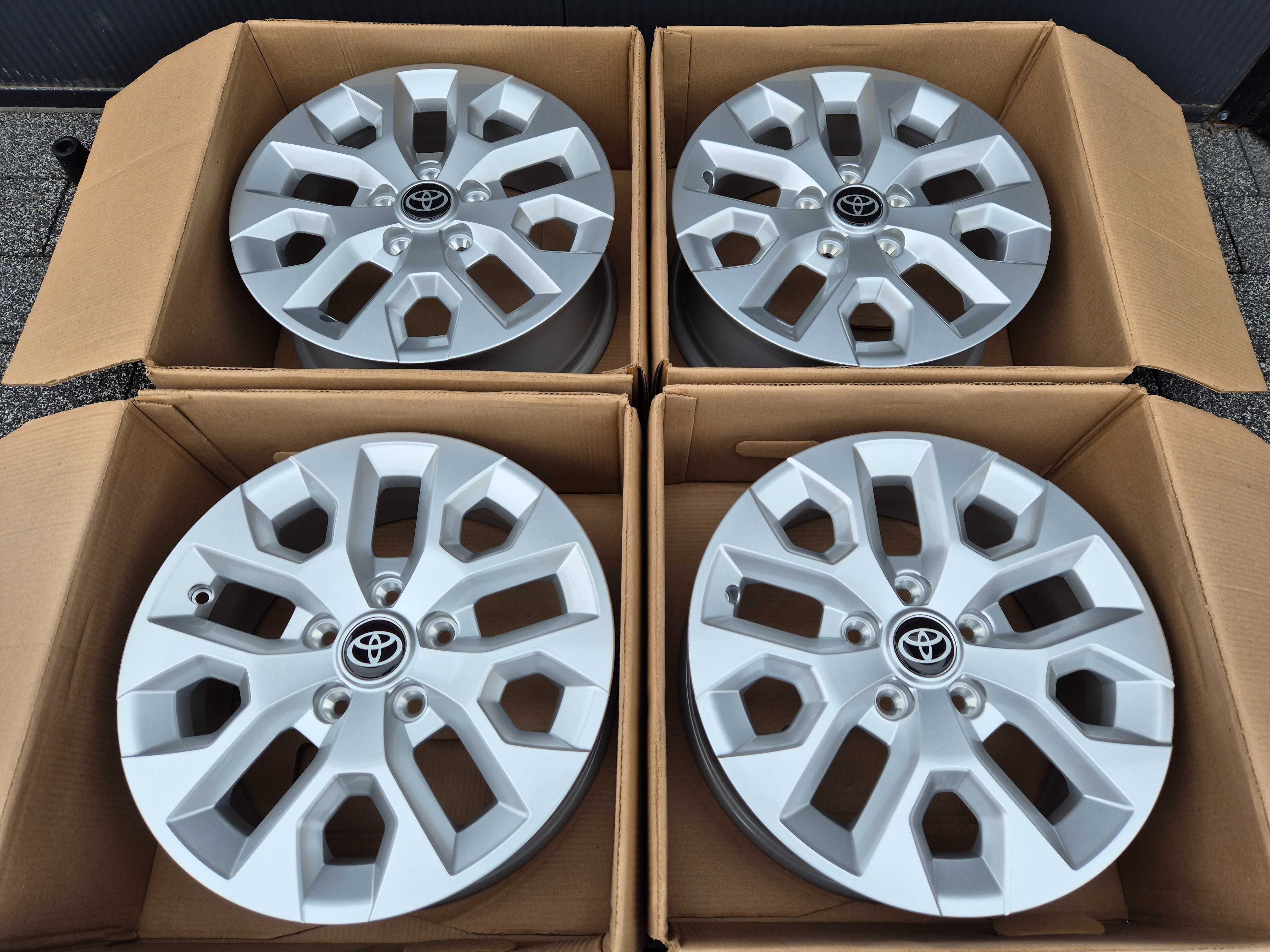 Felgi 16 TOYOTA Auris Yaris Cross Verso RAV 4 Camry VI 5x114,3