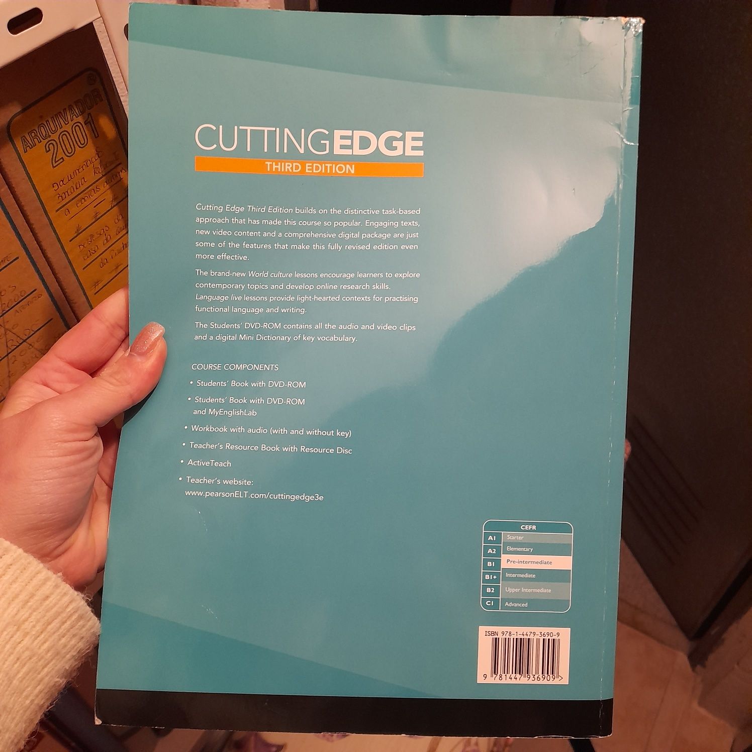 Cutting edge, pre-intermediate