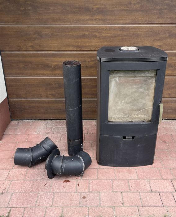Piec wolnostojący Falun II aqua 8KW z płaszczem wodnym kominek