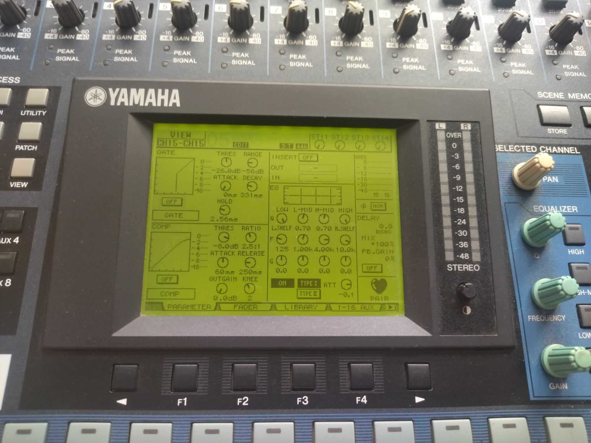 Mixer Yamaha 01v96