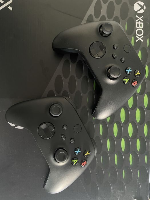 Microsoft Xbox Series X 1TB + Cyberpunk 2077 + Mafia Trylogia + 2 Pady