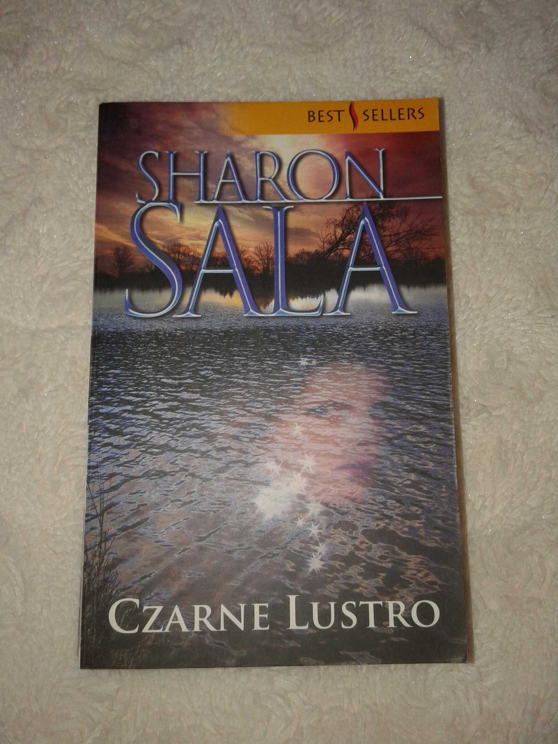 Czarne lustro - Sharon Sala