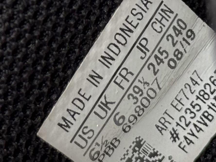 Adidas сороконожки оригинал 39 размер копы футбольные бутсы