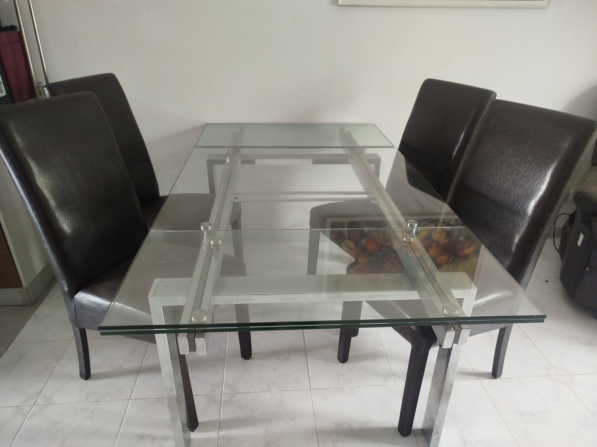 Mesa jantar em vidro