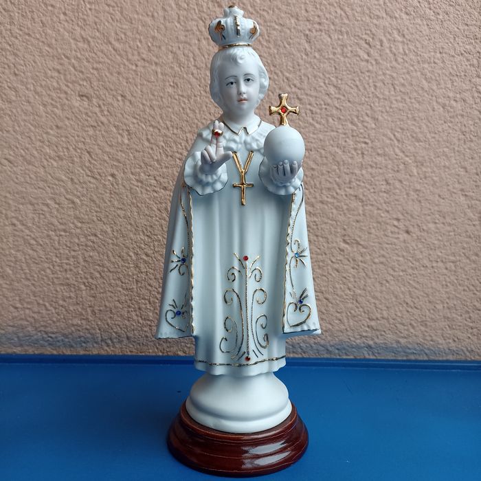Imagem Menino Jesus de Praga em porcelana biscuit
