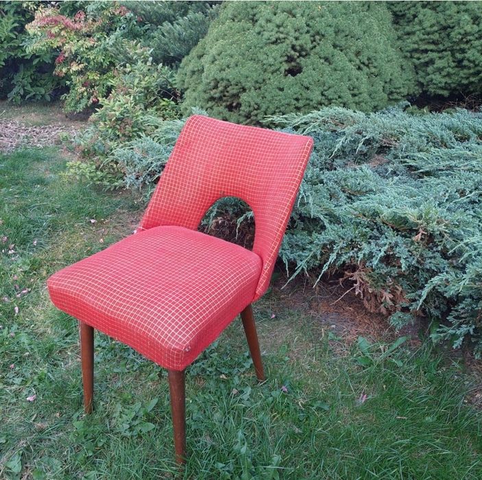 Krzesła muszelka do renowacji