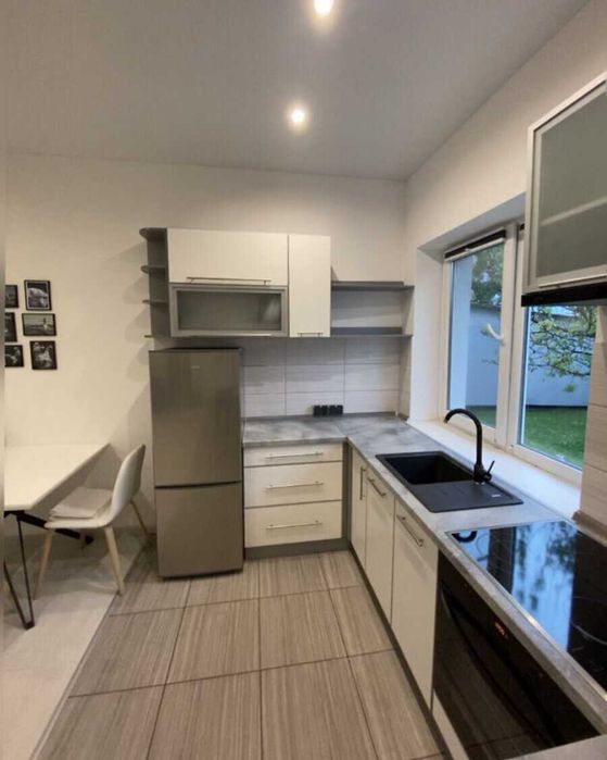 Розкішний будинок, повністю готовий для життя (22-423-898)