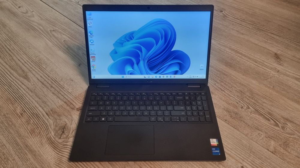 Dell 3520/I5-1135G7/DDR-16/SSDM2-512/Відеокарта IRIS