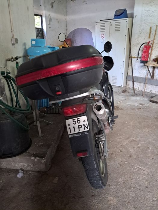 Honda transalp 600 de ano 2000