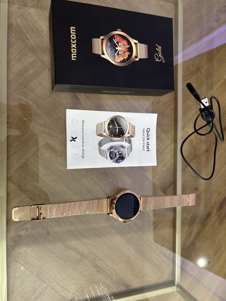 Smartwatch MAXCOM FW42 Gold Zegarek