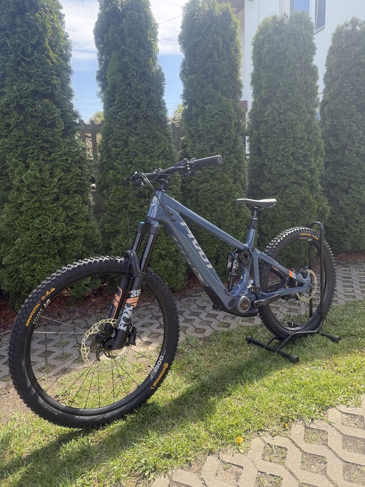 PIVOT SHUTTLE LT SLX/XT 2025 bosch cx race e bike 750 turbo levo rail