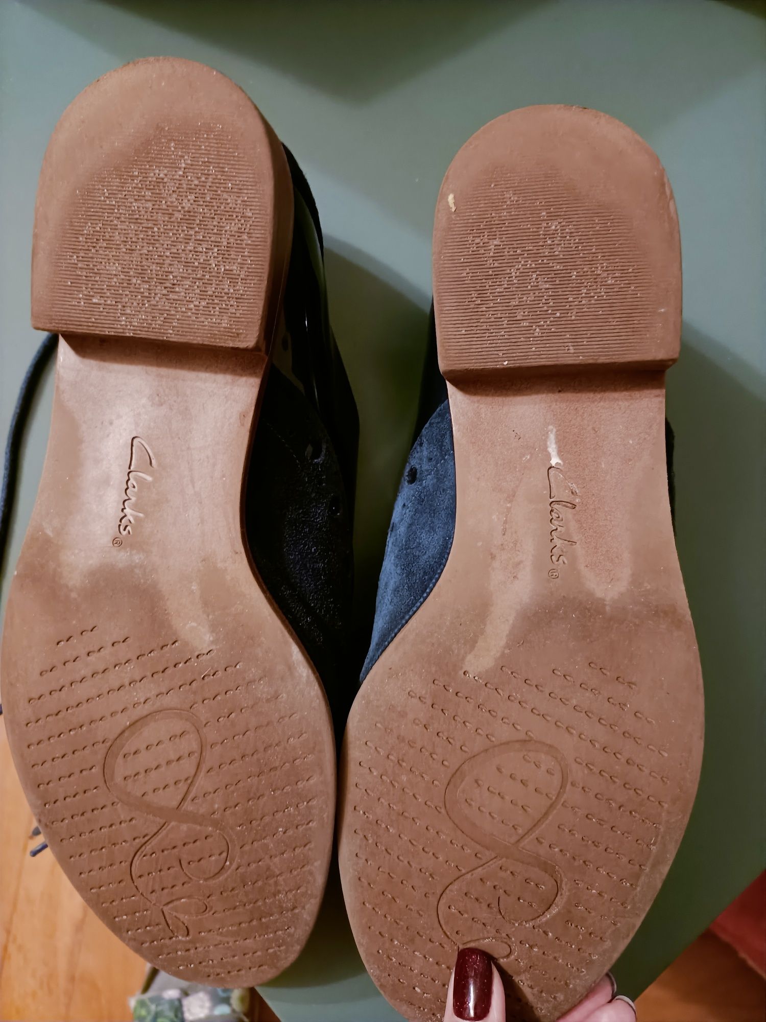 Buty Clarks r.  40 skóra naturalna zamsz