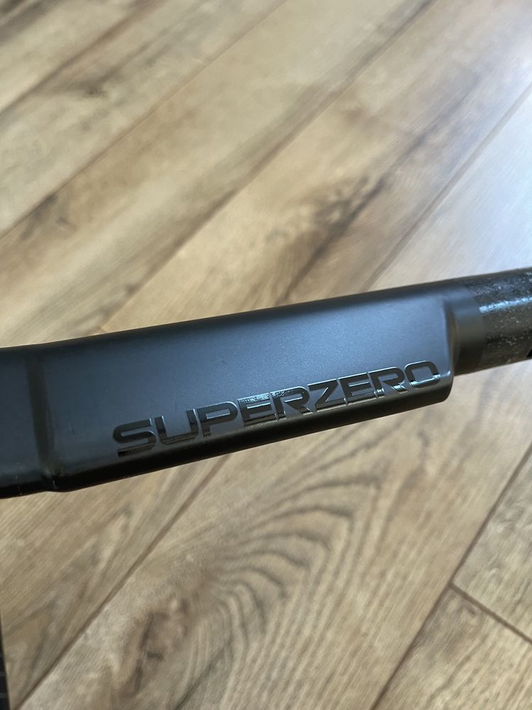 Kierownica szosowa DEDA Superzero RS Carbon 44cm