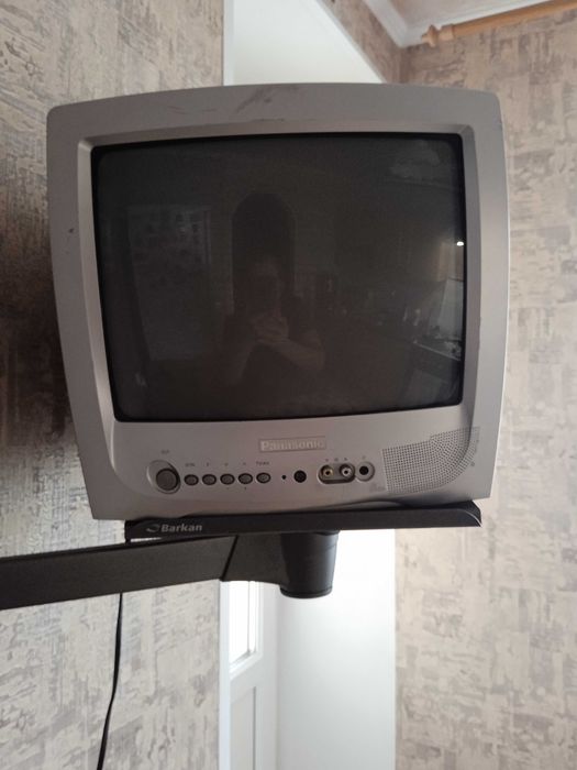 Телевізор Panasonic TC 11B4RC в робочому стані