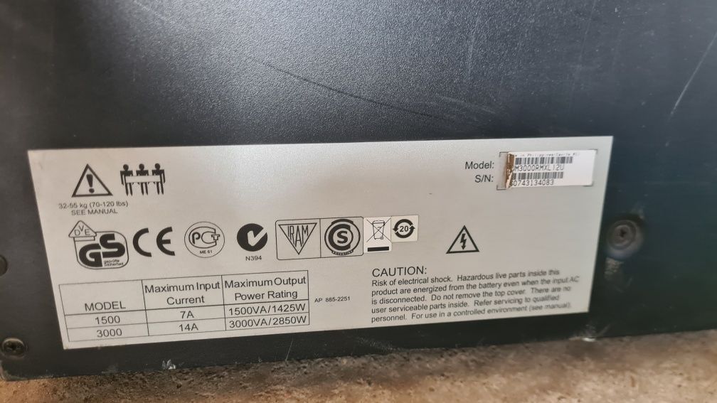 Серверний UPS APS smart-ups 3000xlm