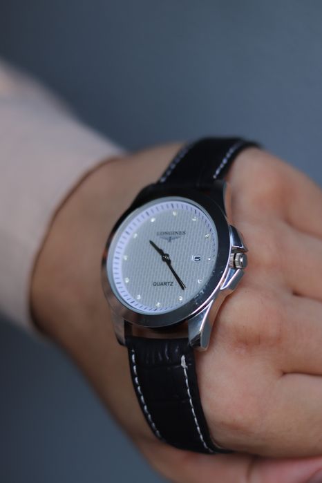 Мужские наручные часы LONGINES серебристые Кожаный ремешок Время Дата