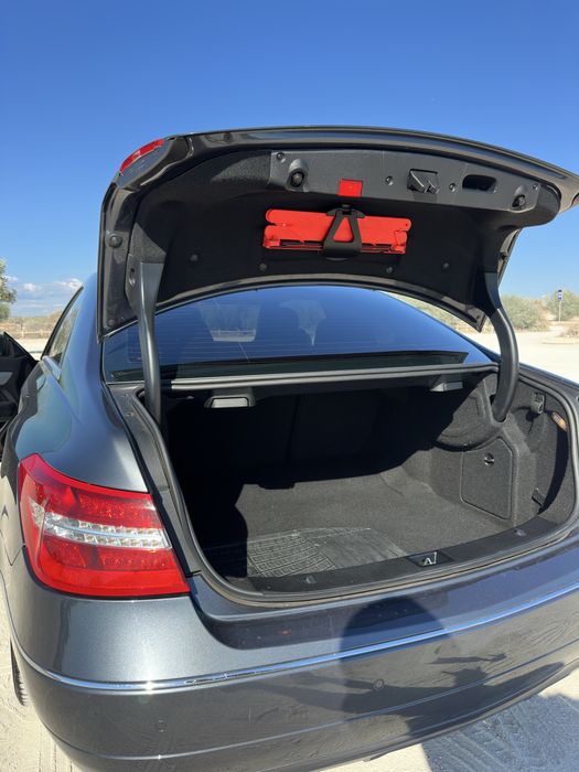 Mercedes-Benz Classe E 200 CGI BlueEFFICIENCY - 116000KMS