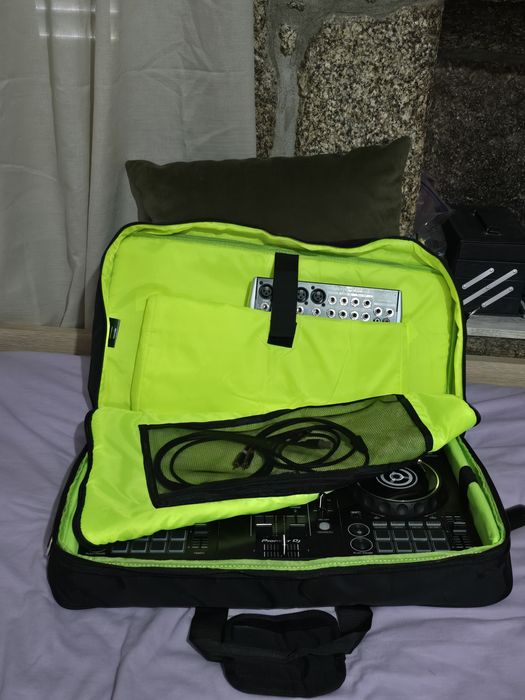 Vendo Pioneer ddj 400 + material de dj