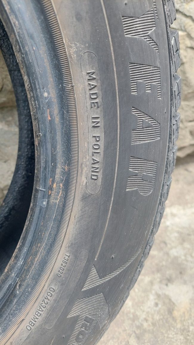 Шини 185/65/R15 GoodYear зима