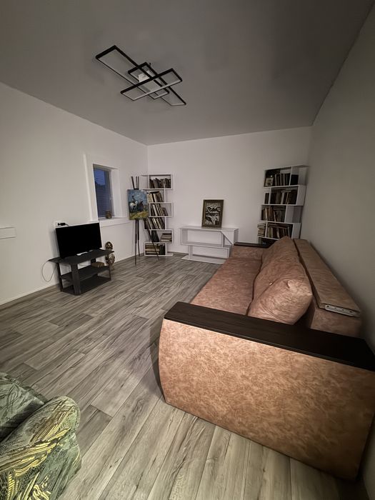 Оренда будинку біля річки , лісу. Центр