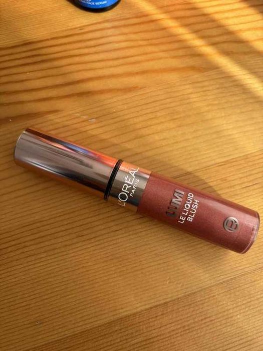 L'Oréal Paris Lumi Le Liquid Blush Rozświetlający Róż Do Policzków