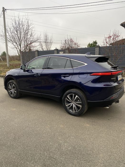 Тойота Venza 2021