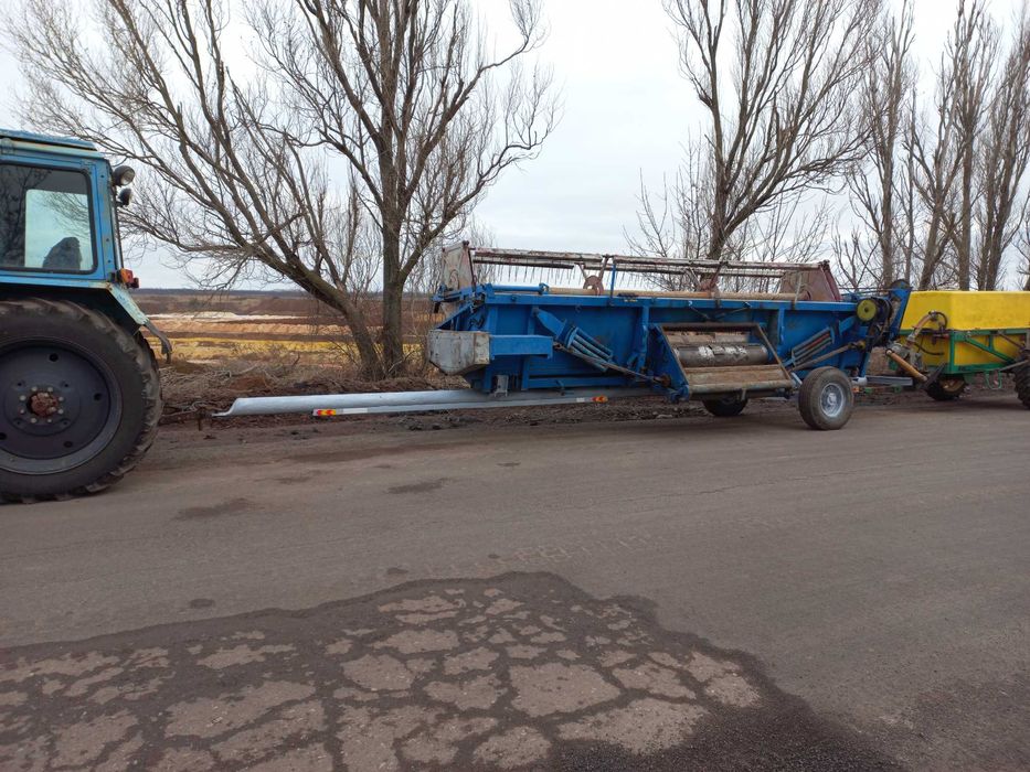 Комбайн Славутич КЗС 9