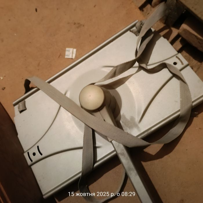 Кронштейн для кріплення телевізора