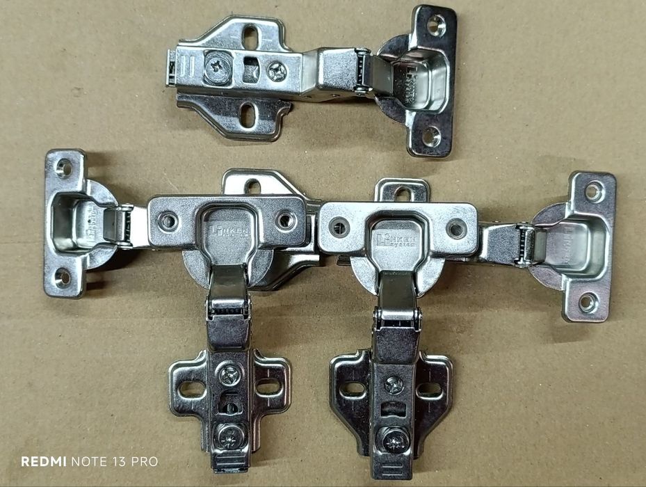 Петля накладна з доводчиком  LinkenSystem