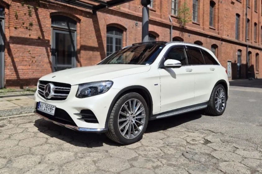Mercedes-Benz GLC 350e 4matic AMG 320KM/560Nm - MAX WYPOSAŻENIA FV 23%