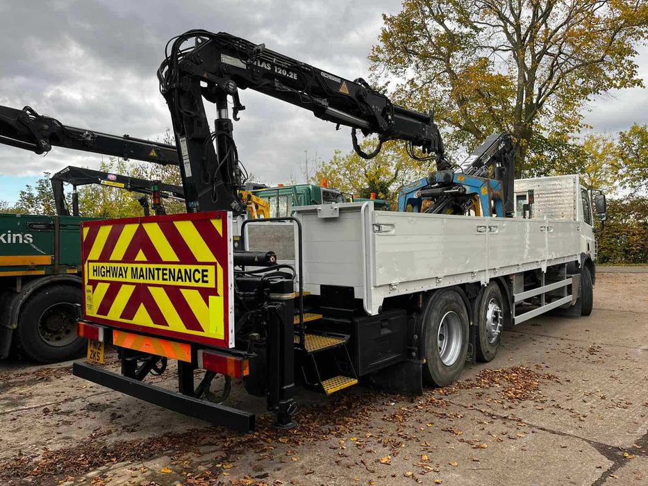 кран маніпулятор Даф