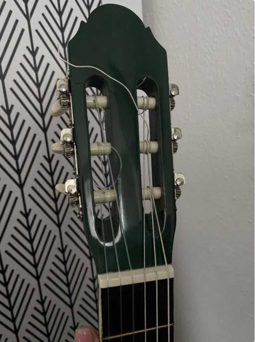 классическая гитара зеленая глянец нейлон струны