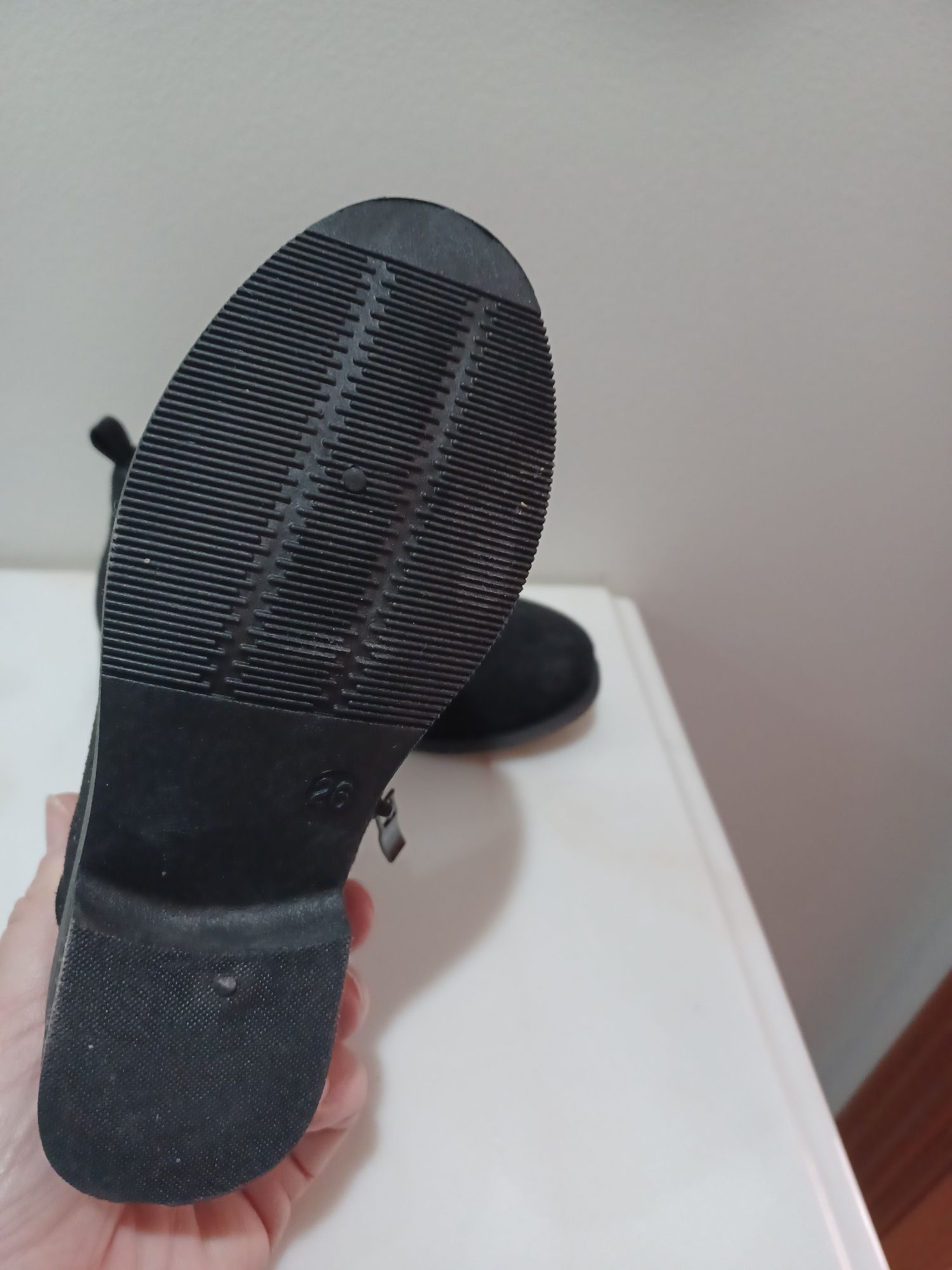Botas Novas de menina em Camurça N 26